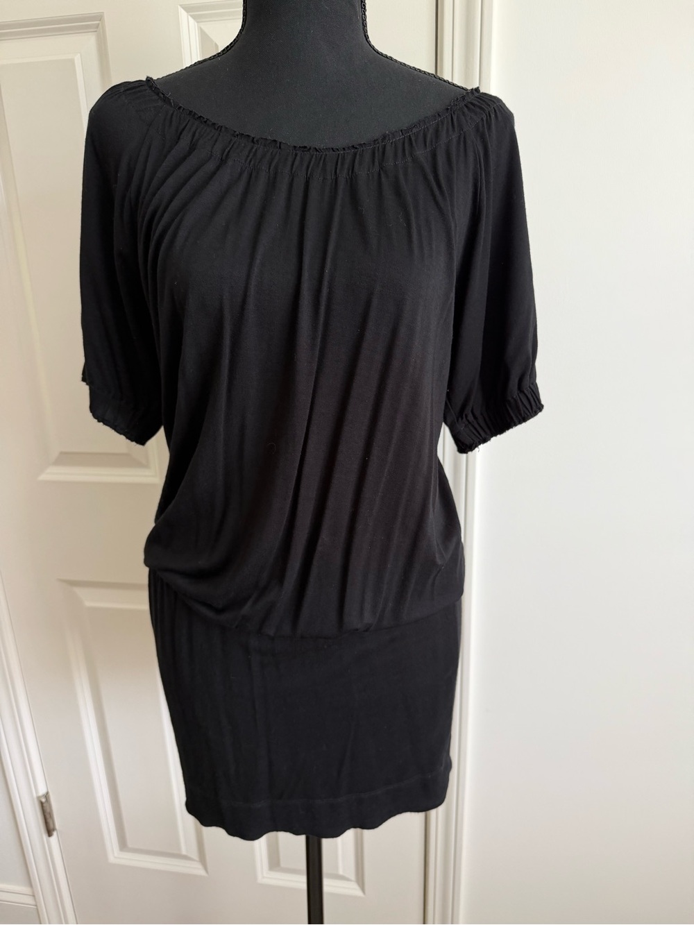 Vince Black Short Sleeve Women's Dress